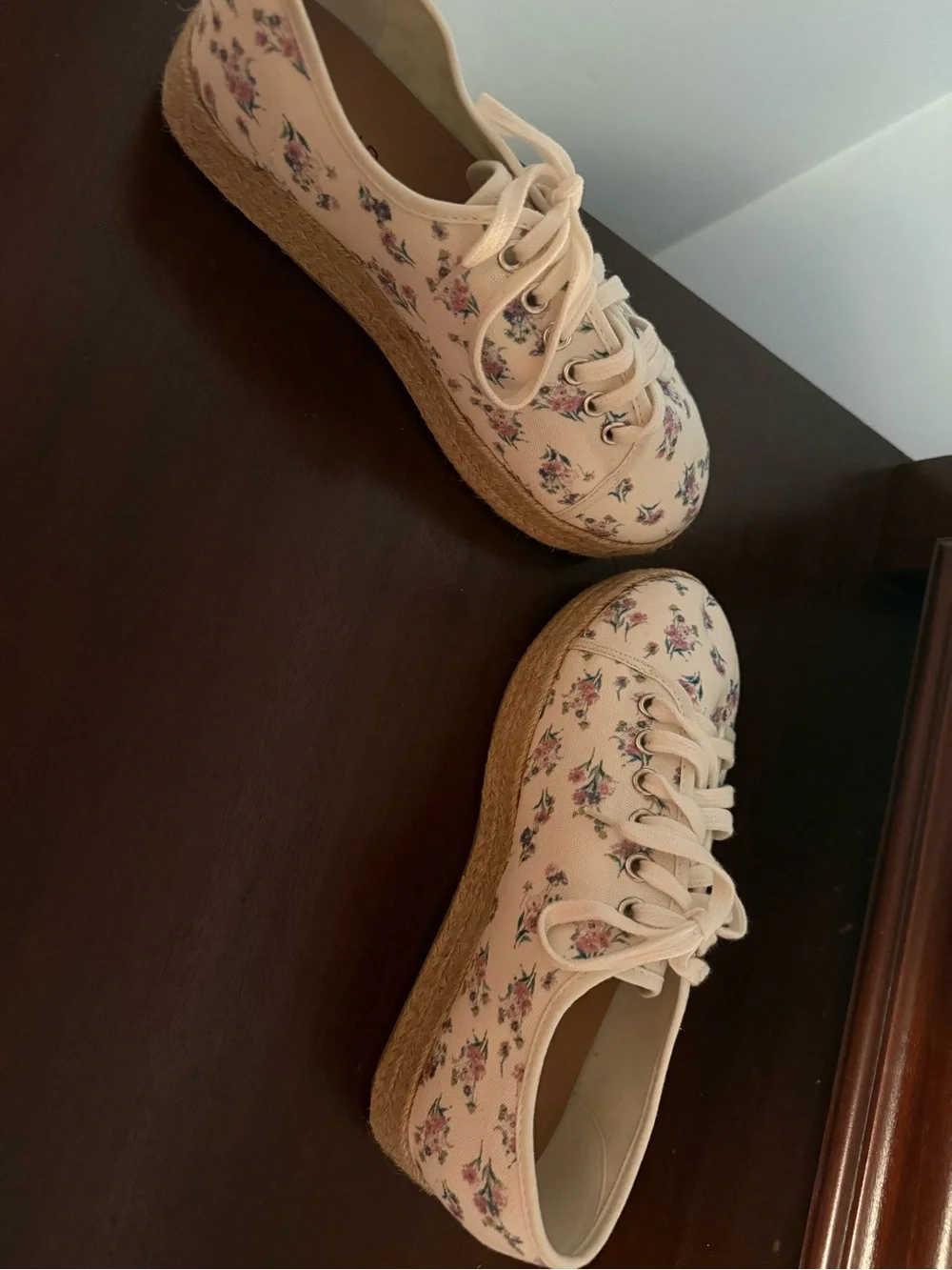 *Extra Wide* Torrid Cream Floral Canvas Lace-Up Sneakers
